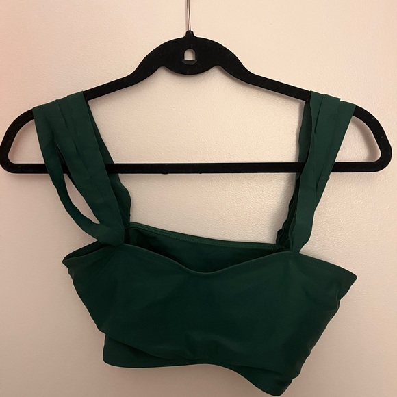 2 bikini top bundle - Picture 3 of 5